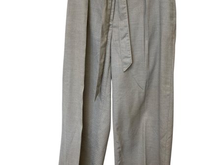 Pants Cropped By White House Black Market In Grey, Size: 6 on Sale