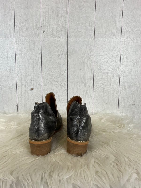 Boots Ankle Heels By Boutique + In Grey, Size: 9 Fashion